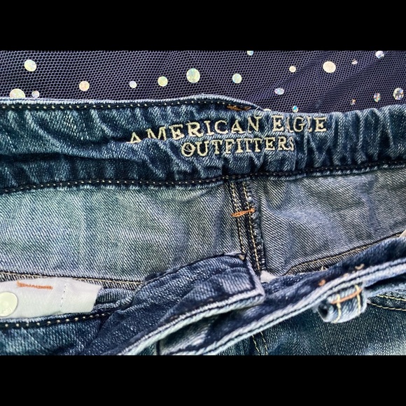 American Eagle denim shortie shorts, size 6 - Picture 3 of 3